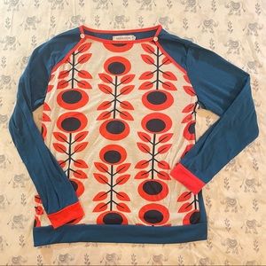 Cute 60s mod style womens shirt.